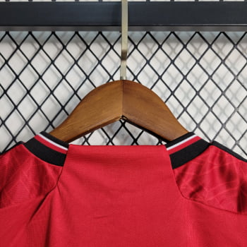 Kit Infantil Manchester United I 23/24 + Personalização Grátis