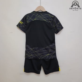 Kit Infantil Paris Saint-Germain (PSG) IV 23/24 + Personalização Grátis 