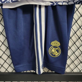 Kit Infantil Real Madrid 23/24 Ed. Especial Dragão Branco + Personalização Grátis