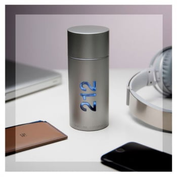 Perfume Carolina Herrera 212 Men Nyc Eau de Toilette  Masculino 