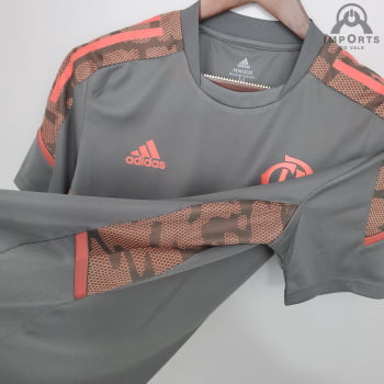 Camisa Flamengo 21/22 Treino - Cinza/vermelha