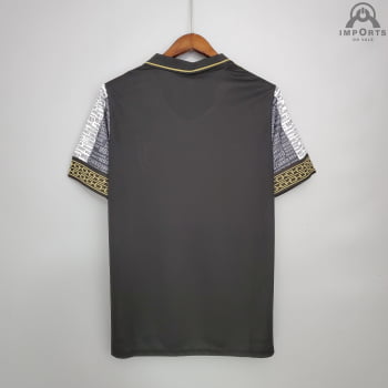 Camisa Juventus 21/22 Edição Especial Moschino Versão Torcedor + Personalização Grátis
