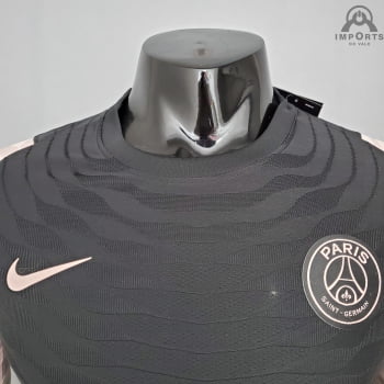 Camisa Paris Saint-Germain 21/22 Treino Versão Jogador - Preto e branco