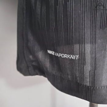 Camisa Paris Saint-Germain 21/22 Treino Versão Jogador - Preto e roxo