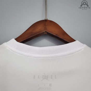 Camisa Paris Saint-Germain 21/22 Treino - Branco e rosa