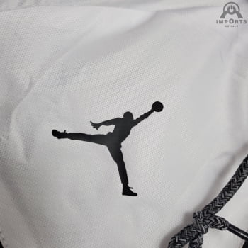 Jaqueta Corta-Vento Paris Saint-Germain 21/22 - Preto e branco